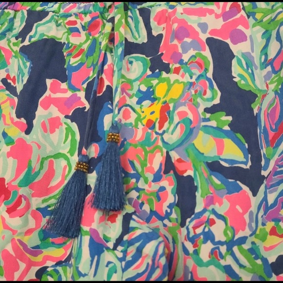 Lilly Pulitzer Small Piper Jogger w/Tassels - Picture 11 of 12